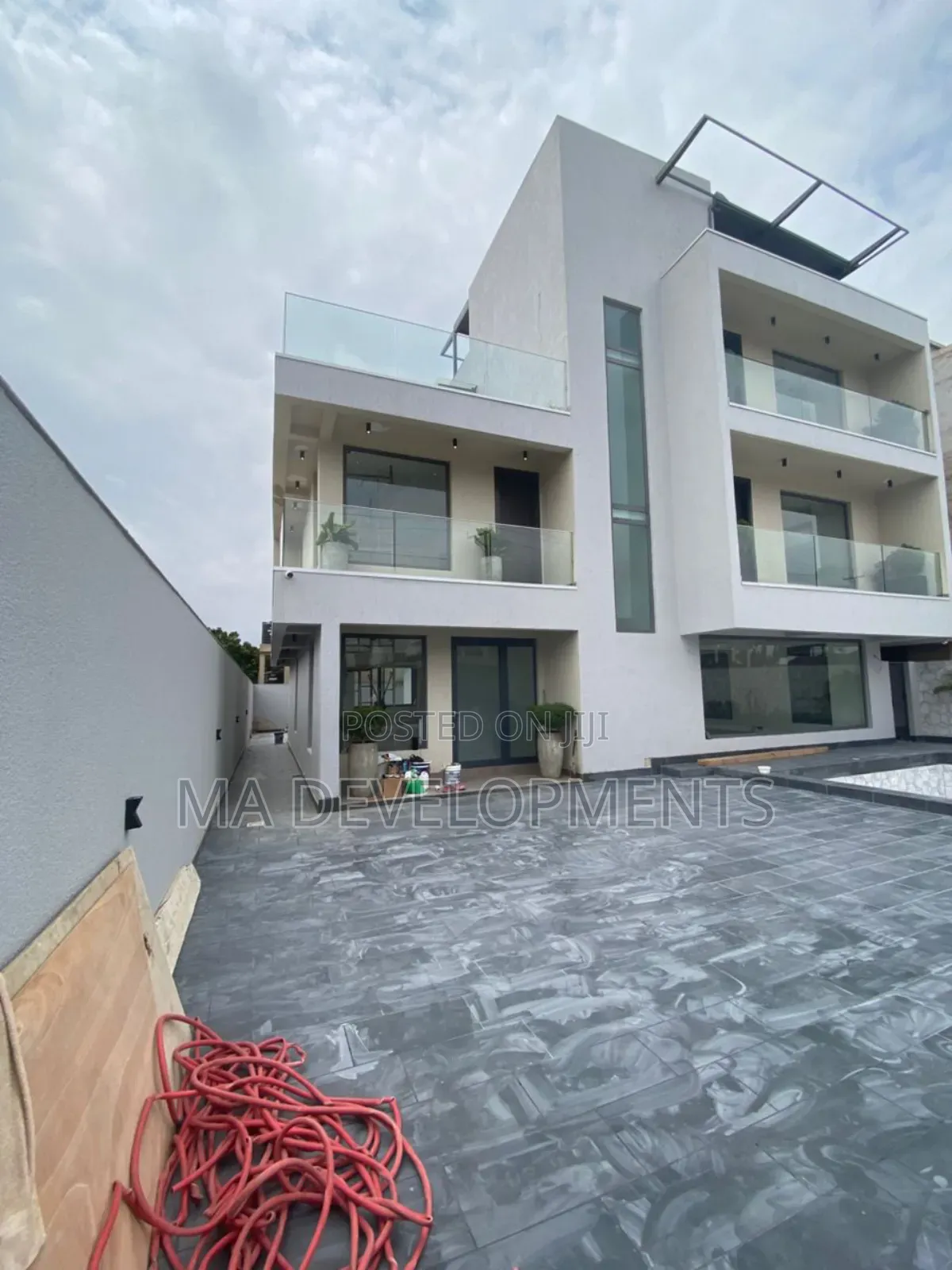 6bdrm Mansion in Madev Realty, East Legon for sale