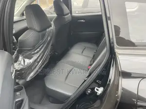 New Toyota Corolla Cross 2024 Black