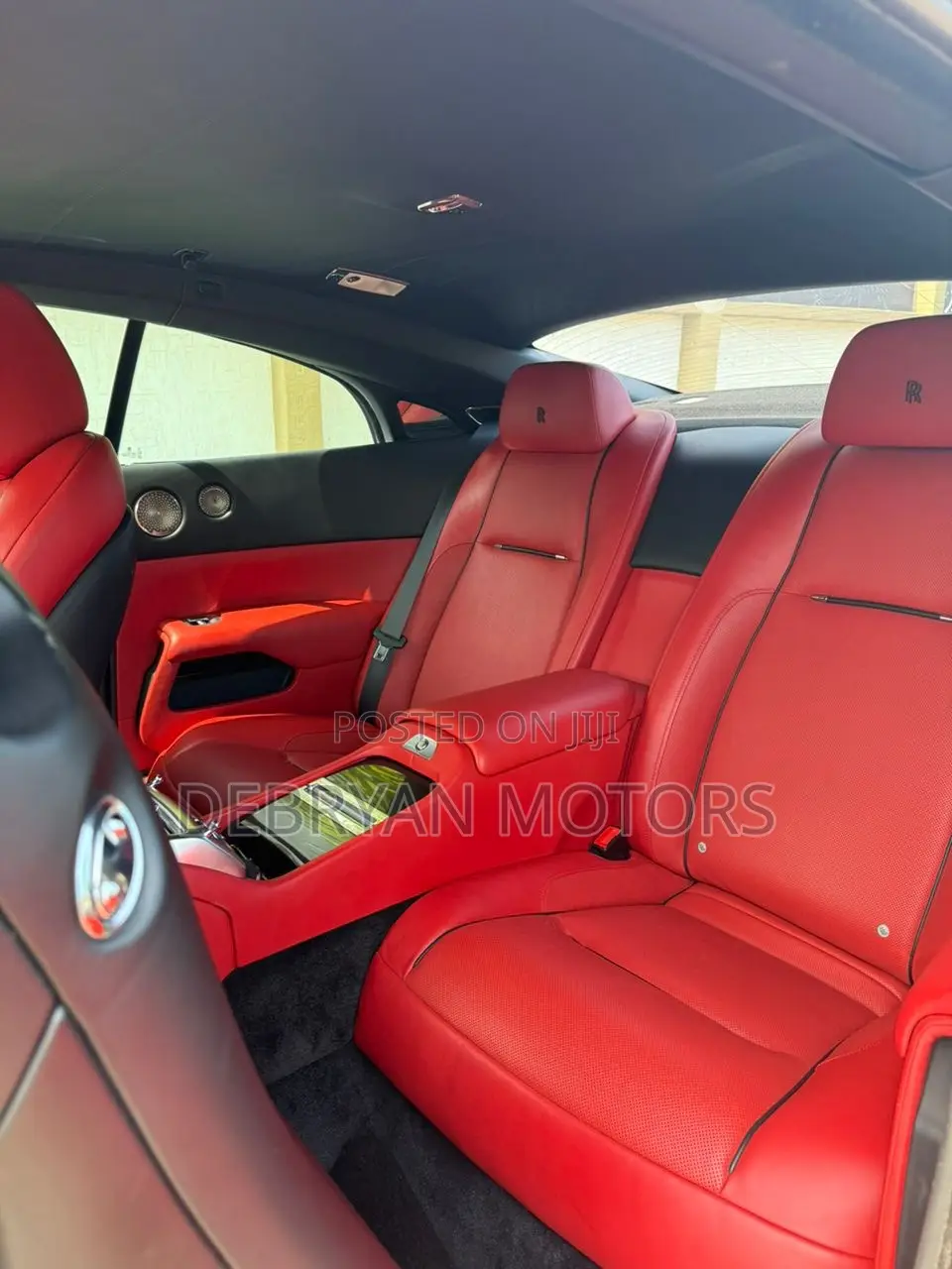Rolls-Royce Wraith 6.6 RWD 2017 Silver