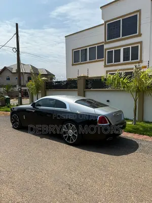 Rolls-Royce Wraith 6.6 RWD 2017 Silver
