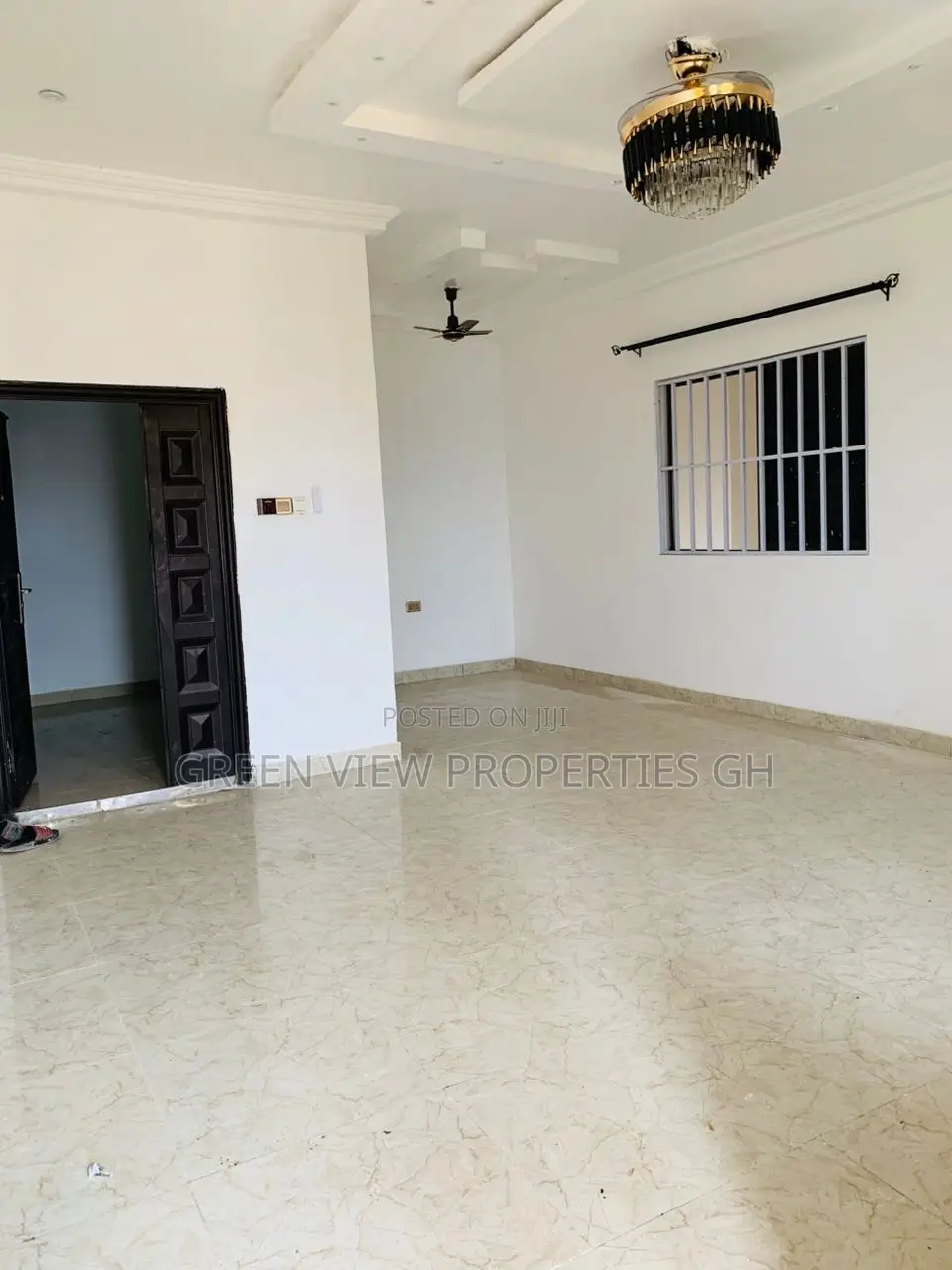 2bdrm Apartment in West Hills Mall Area for rent