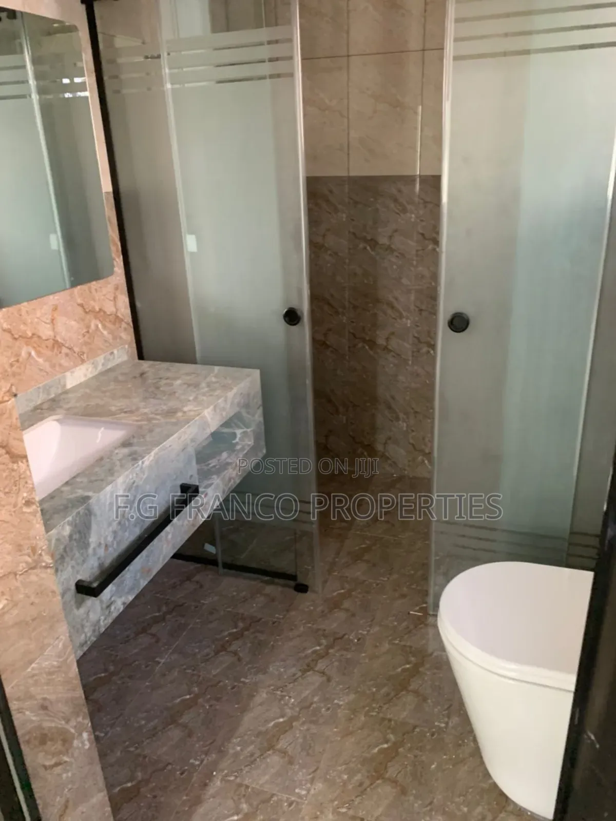 3bdrm Apartment in Kg Franco Properties, Airport Residential Area