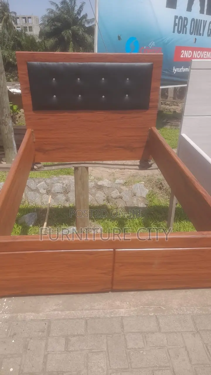 The Aureum Double Frame