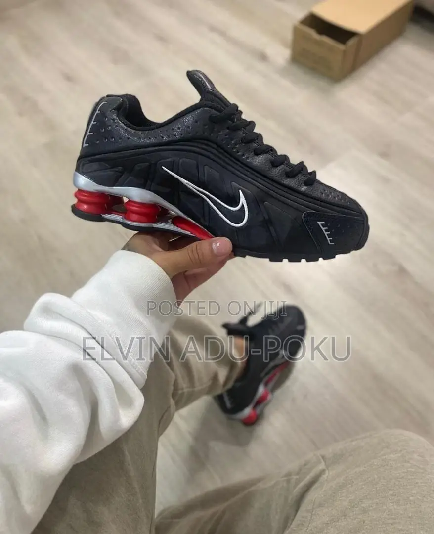 Nike Shox R4 Men's Sneakers In Different Colours , Swipe >>>>