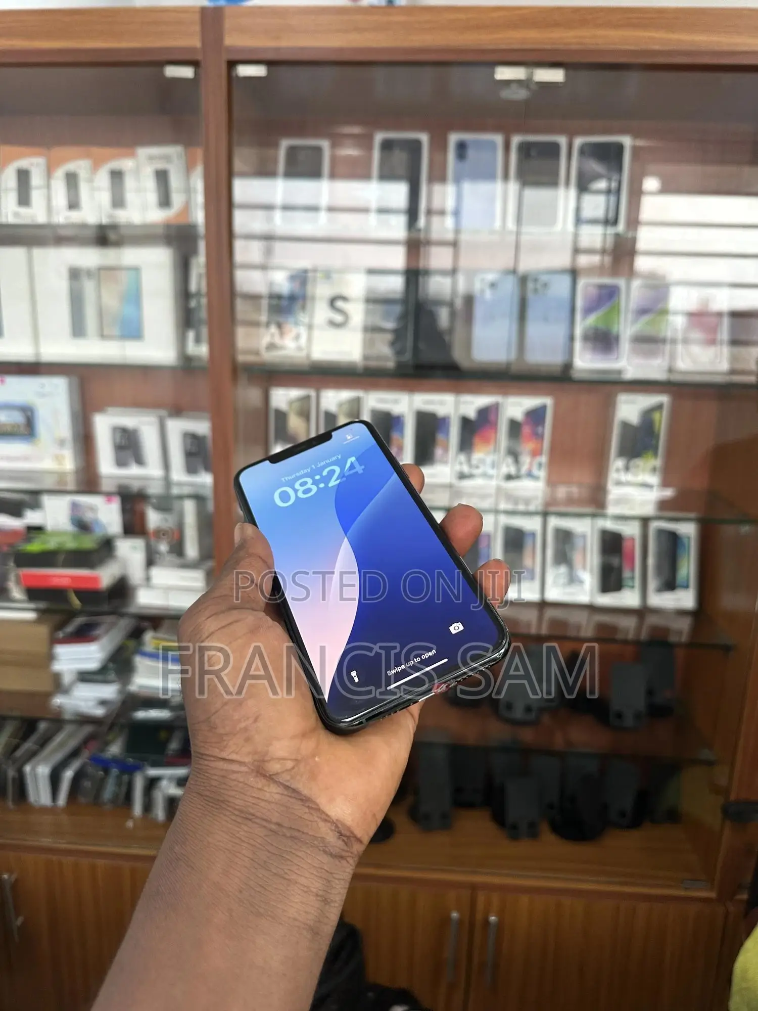 Apple iPhone 11 Pro Max 64 GB Green
