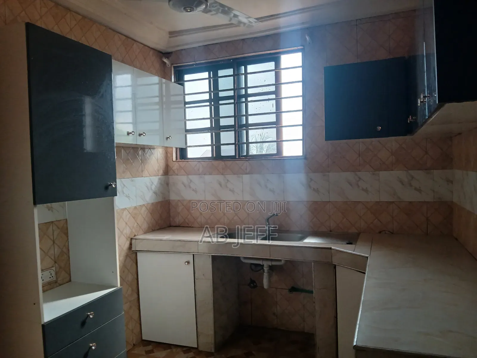 4bdrm Apartment in Ipt, Kumasi Metropolitan for rent