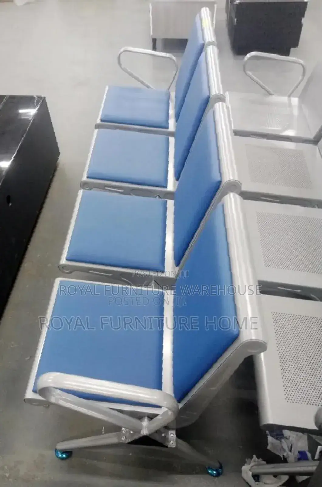 4 Seaters Waiting Chair