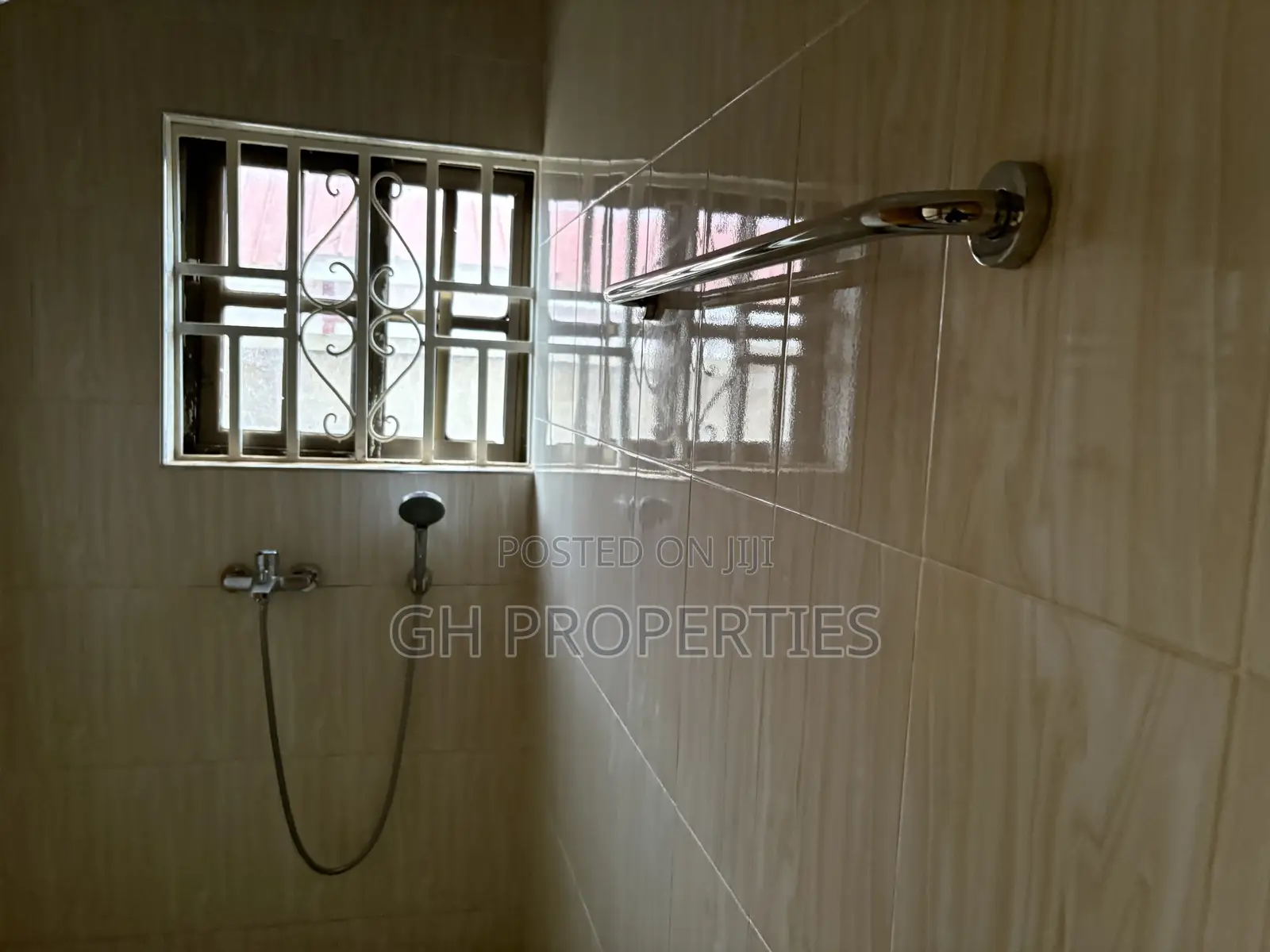 2bdrm House in Sokoban Wood Village, Kumasi Metropolitan for rent