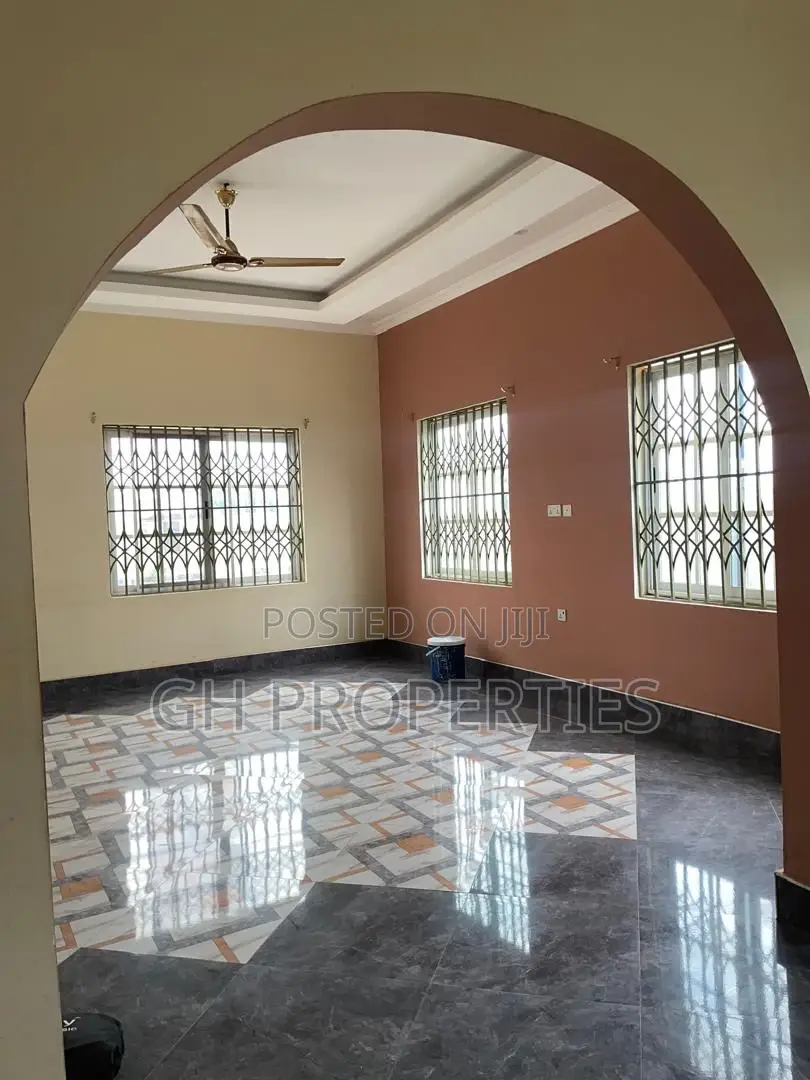3bdrm Apartment in Apaaso., Kumasi Metropolitan for rent