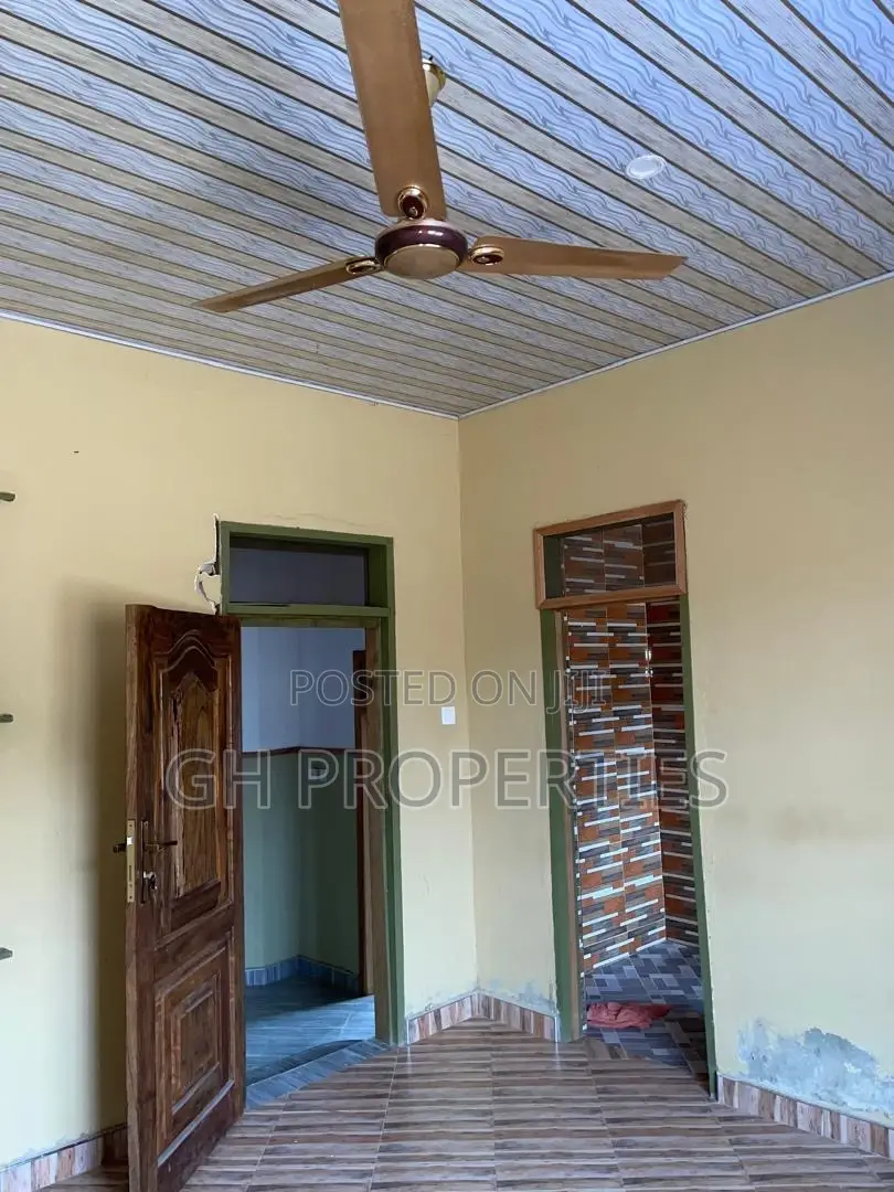 3bdrm Apartment in Apaaso., Kumasi Metropolitan for rent