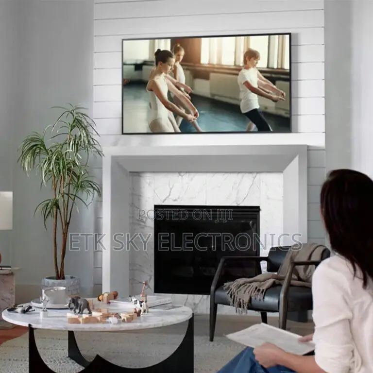 Samsung 85” Smart Crystal Uhd Tv