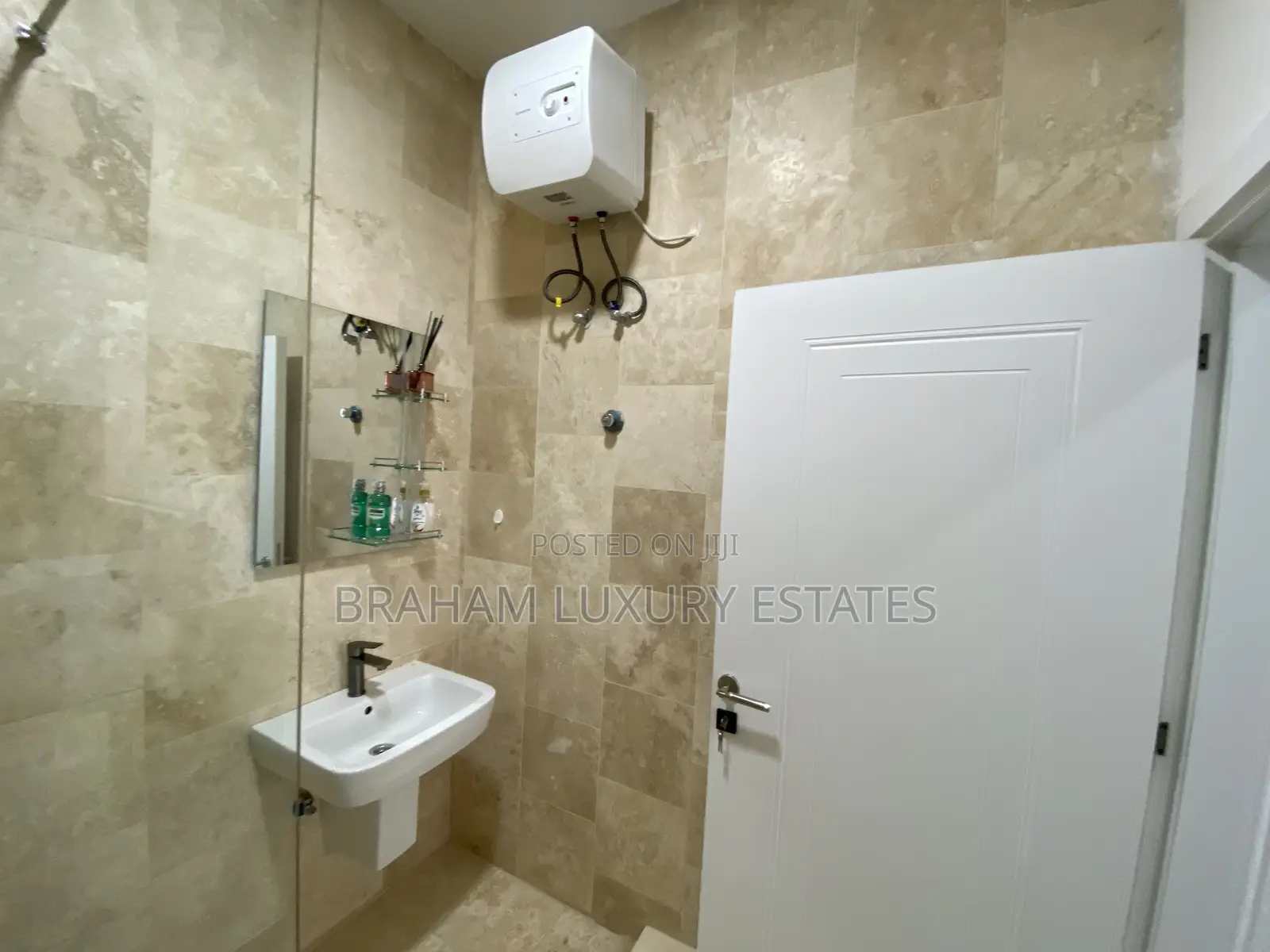 Furnished 1bdrm Apartment in Braham Luxury, Cantonments for rent