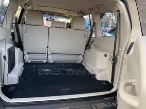Mitsubishi Pajero 2016 White