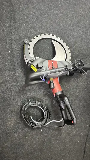 Wall Cutting Machine