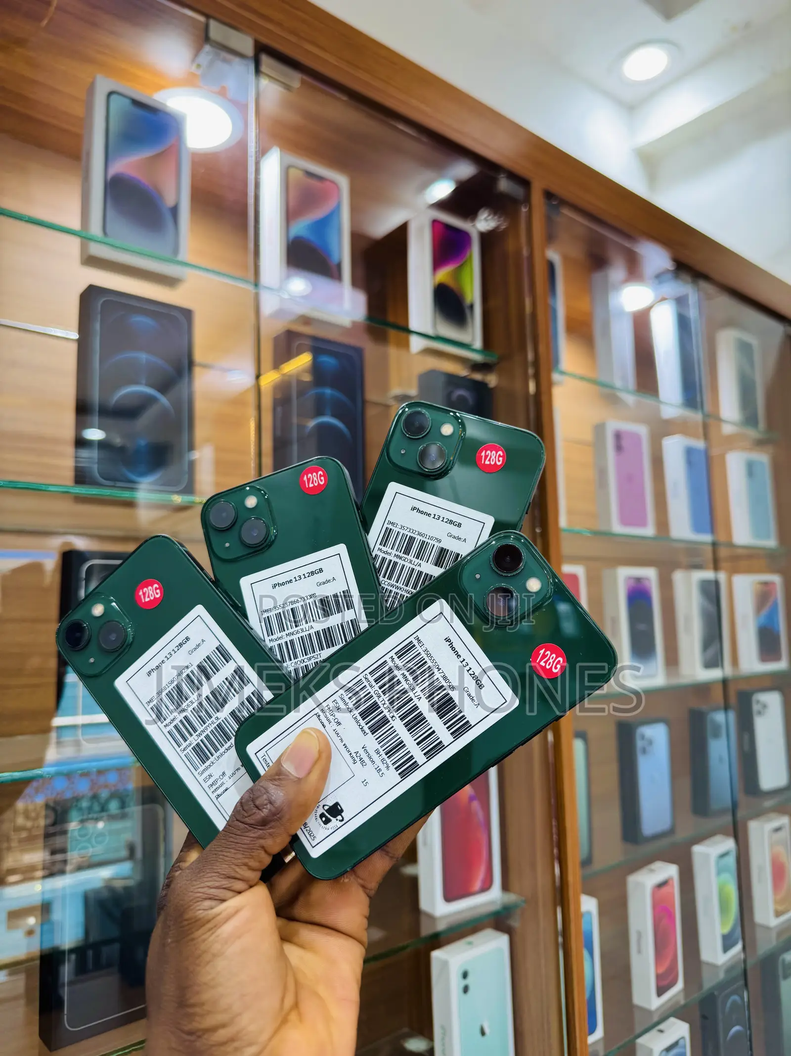 Apple iPhone 13 128 GB Green