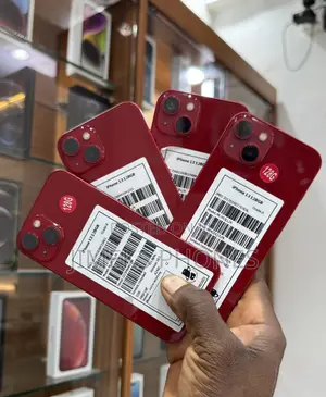 Apple iPhone 13 128 GB Red