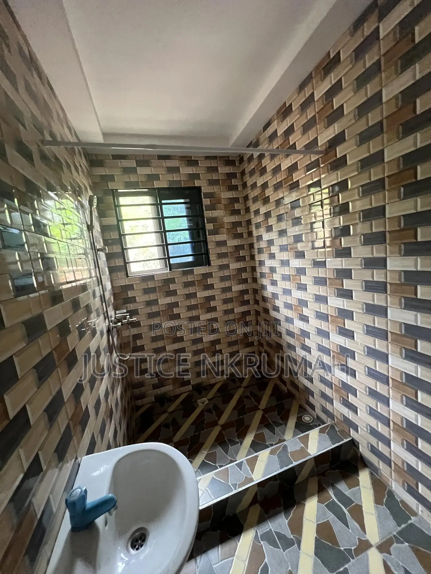 1bdrm Apartment in Mr Justice Estate, Old Barrier for rent