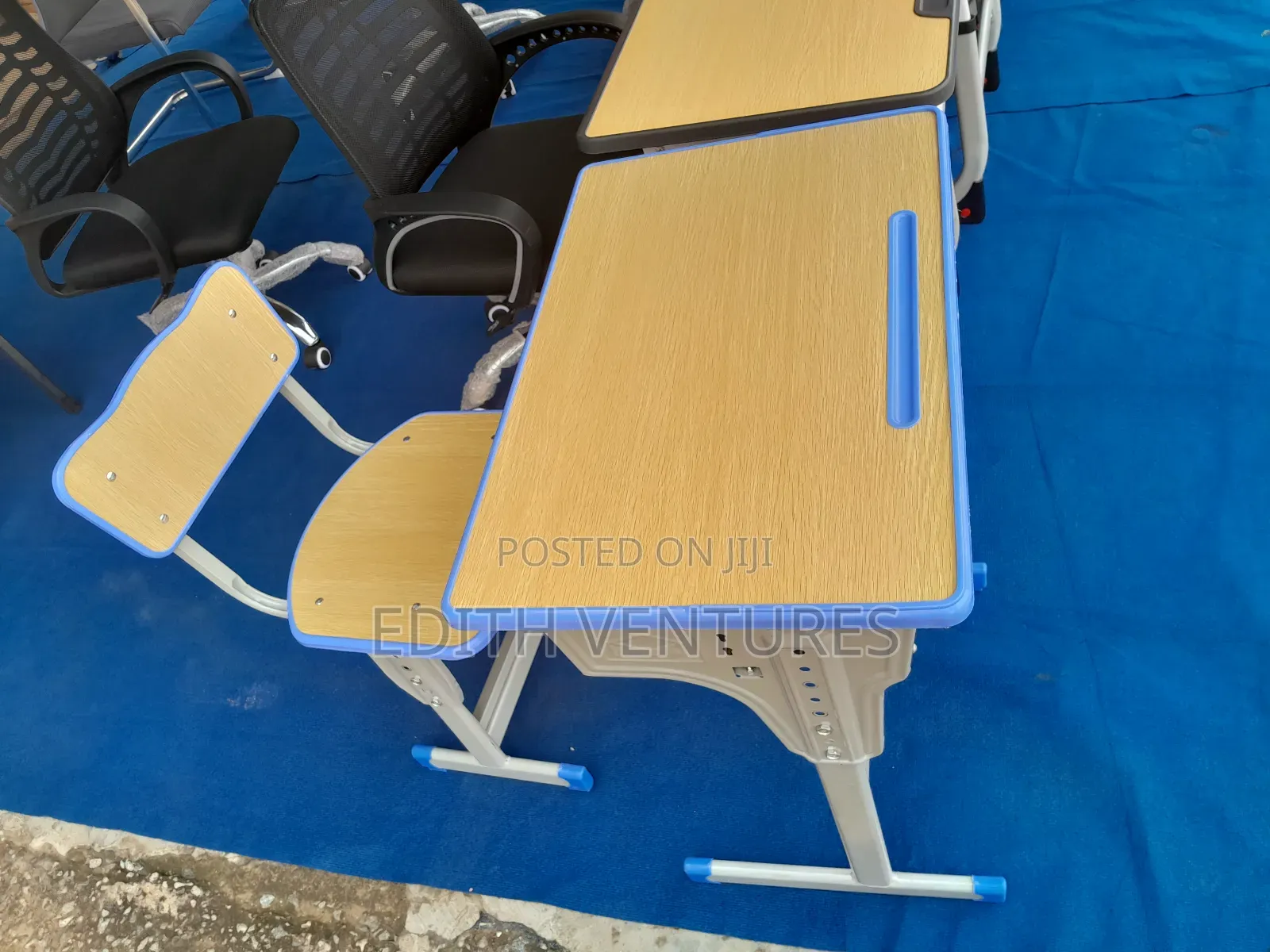 Conclave School Desk