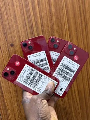 Apple iPhone 13 128 GB Red