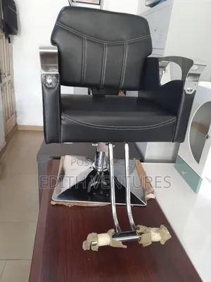 Pretty Salon Chair