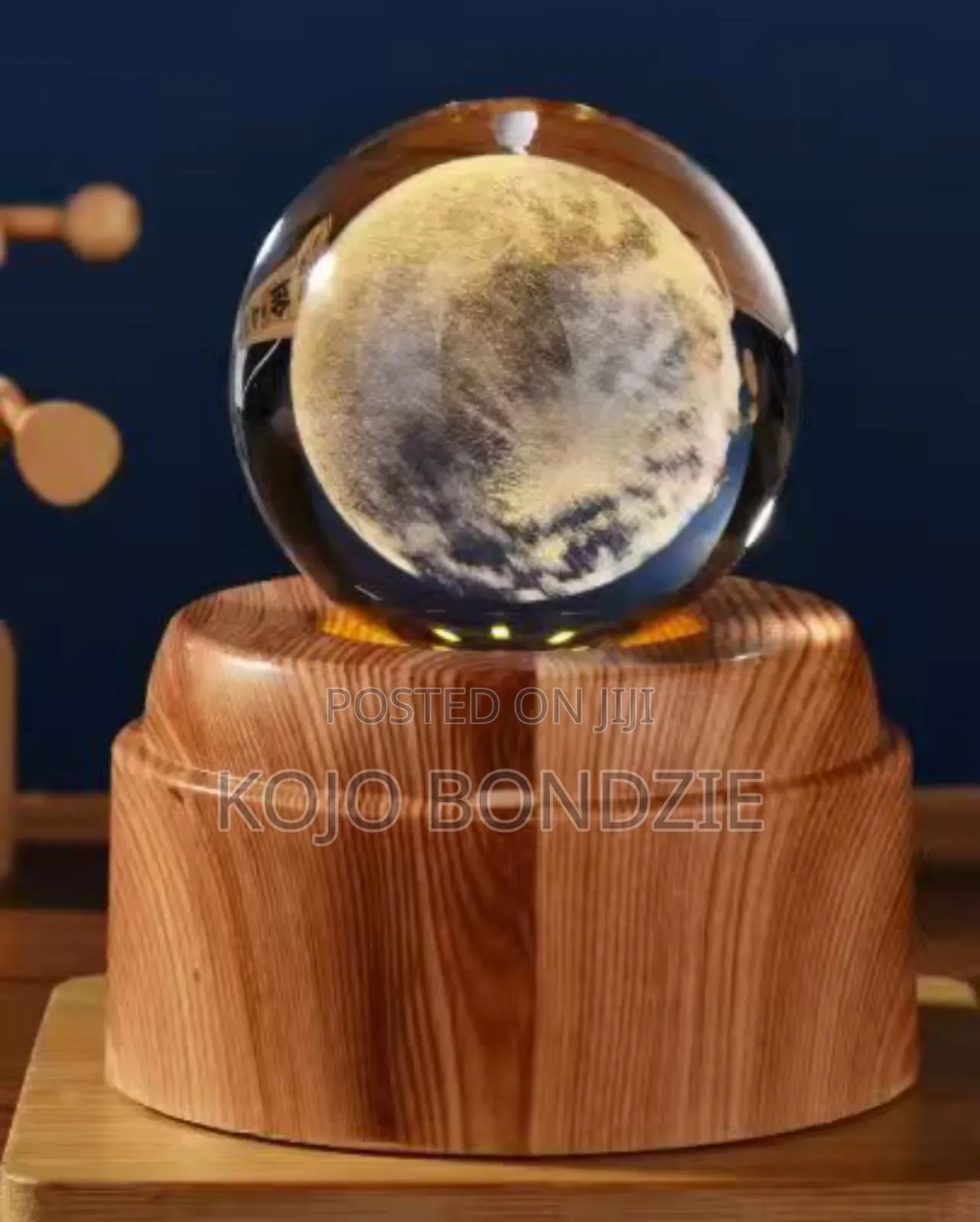 Crystal Ball Night Light (New Edition)