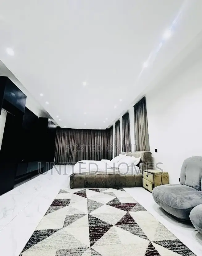 Furnished 5bdrm House in East Legon for sale