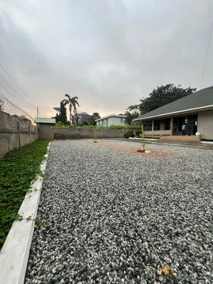 5bdrm House in Airport Residential Area for rent
