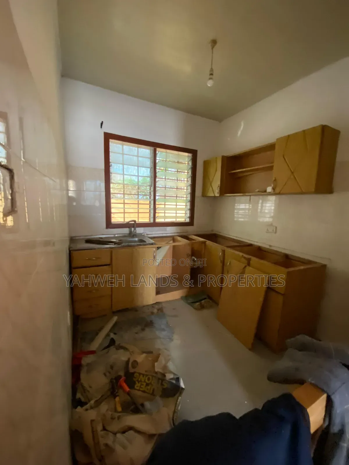2bdrm House in Spintex for rent