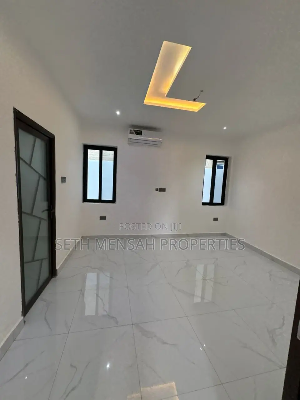 3bdrm House in Skm, Lake Side Estate for sale