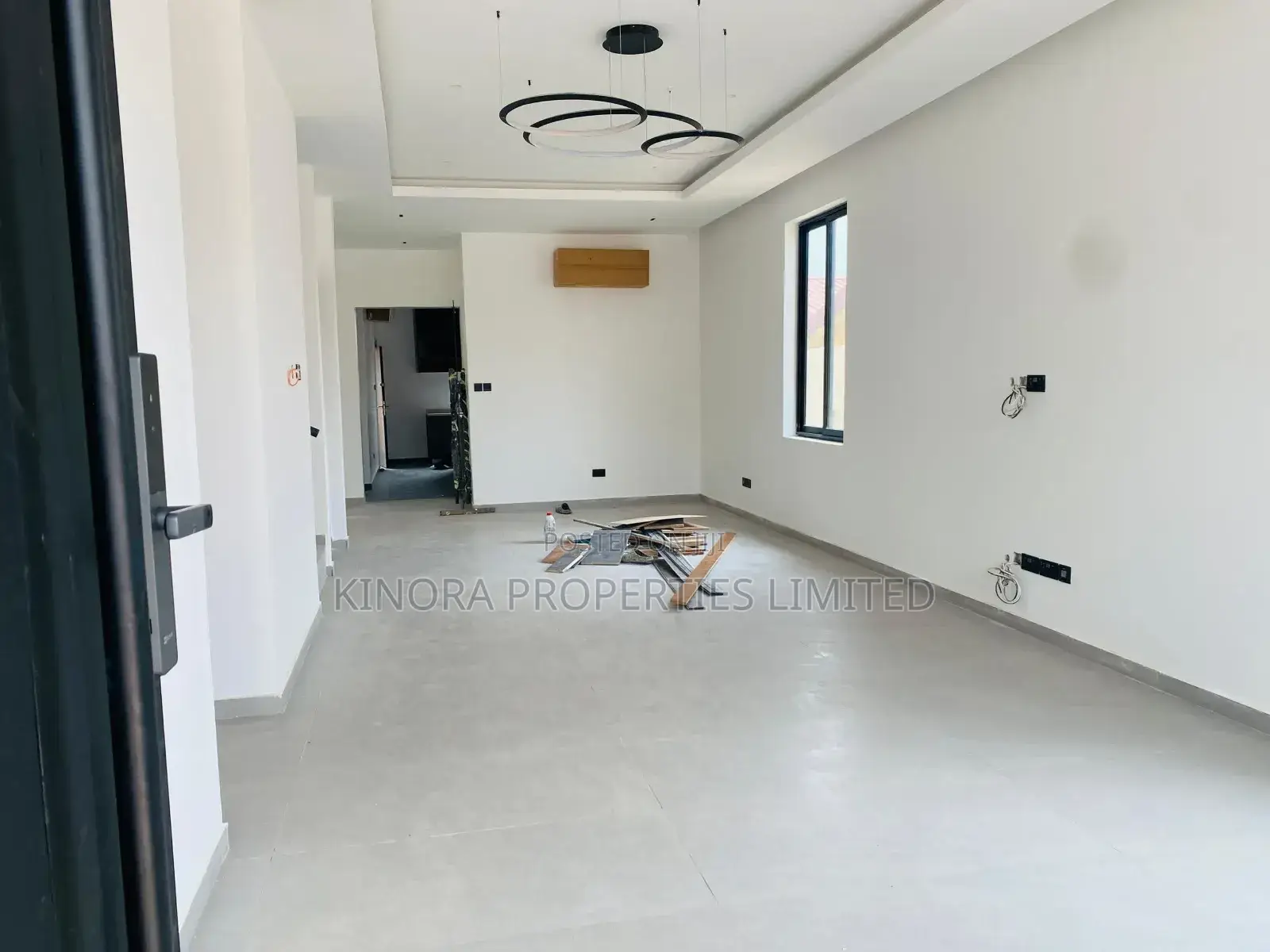 5bdrm Duplex in Oyarifa Crossing for sale