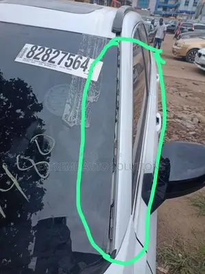 Honda Crv 2023 Wind Screen Moulding