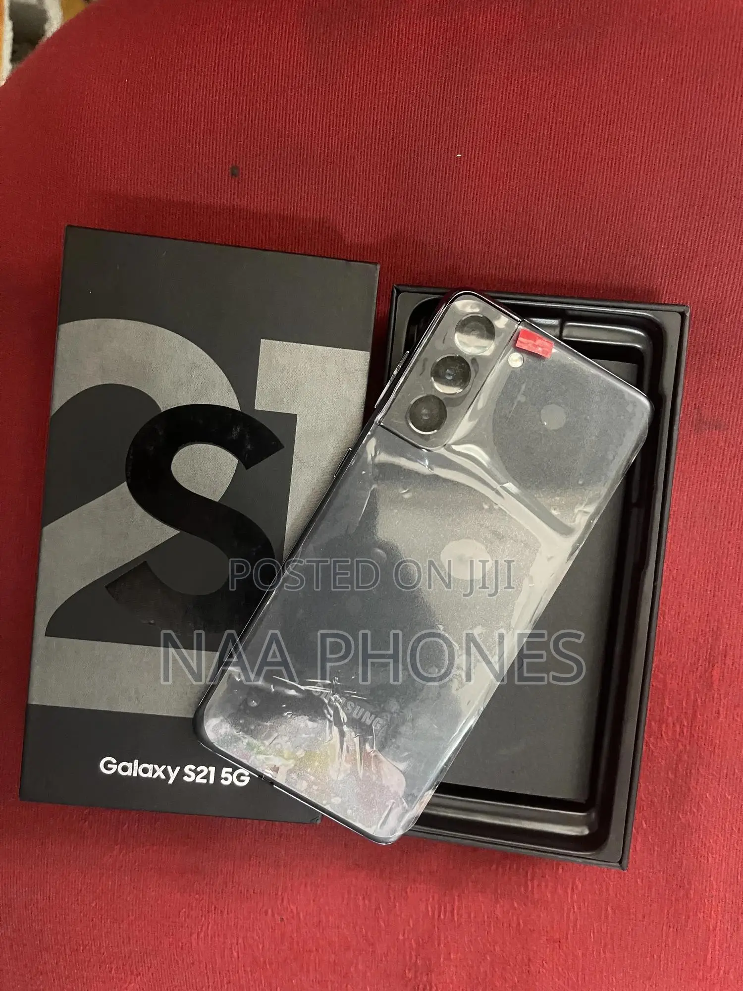 New Samsung Galaxy S21 5G 128 GB Silver