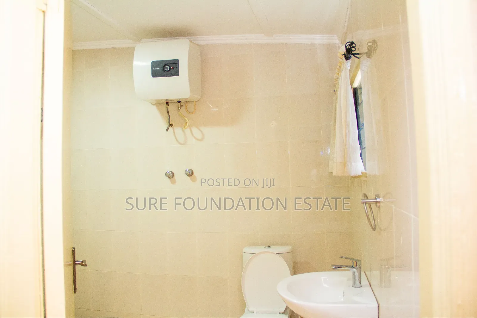 4bdrm House in Dansoman for rent
