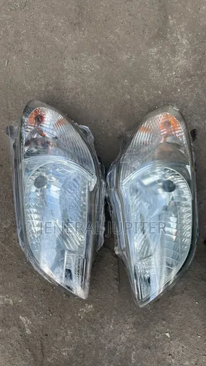 Totota Vios Headlight Pair.