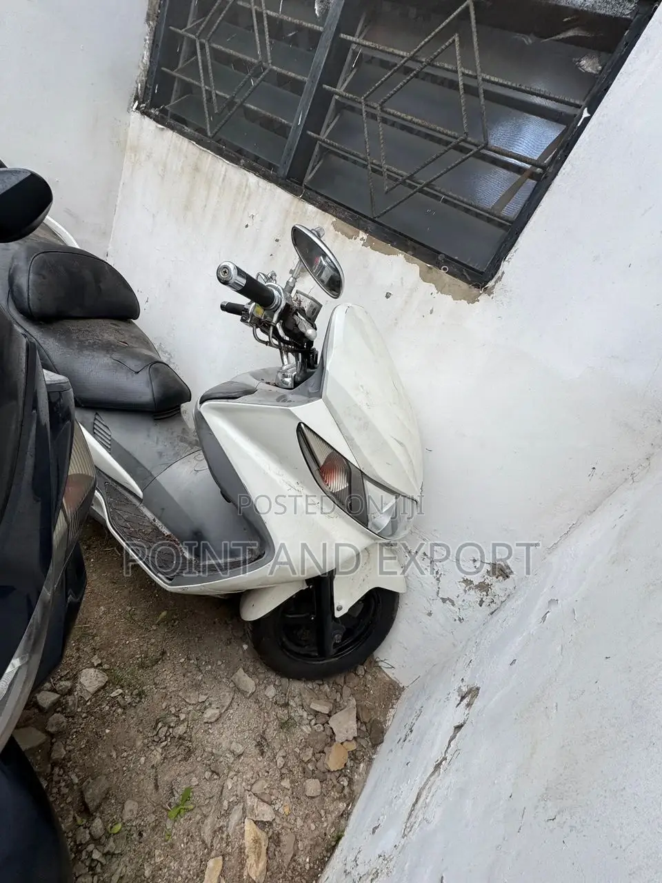 Suzuki Bike 2015 White