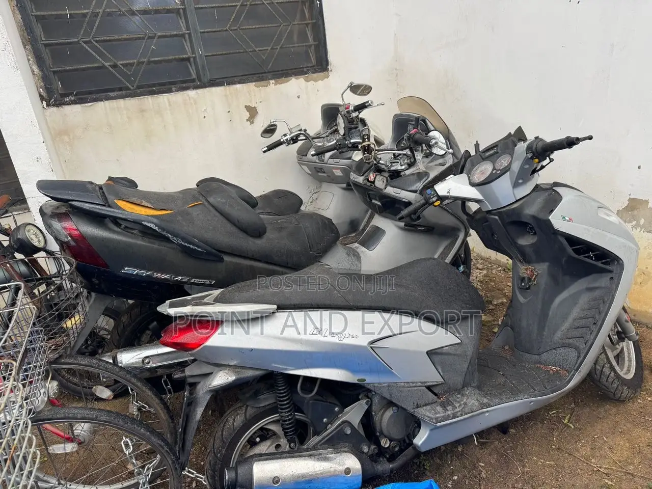 Suzuki Bike 2015 White