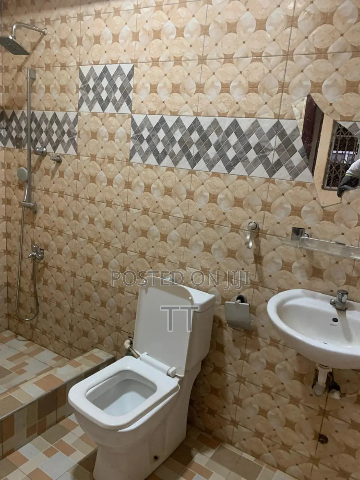 1bdrm Apartment in Teshie Cold Store for rent