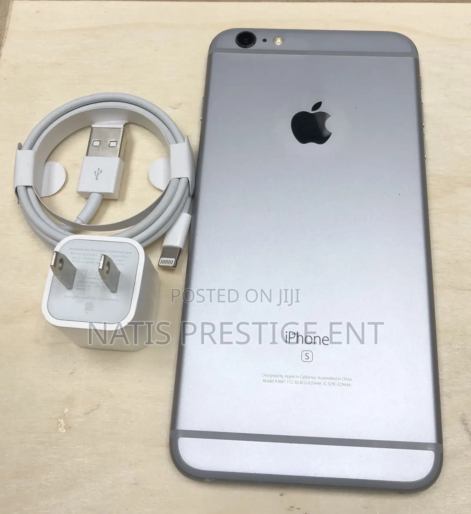 Apple iPhone 6s 32 GB Silver