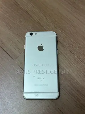 Apple iPhone 6s 64 GB Silver