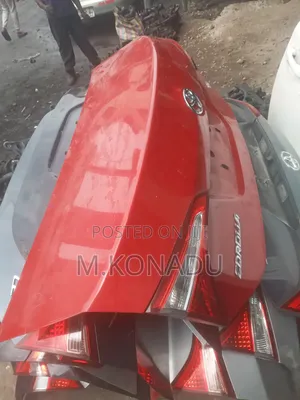 Toyota Corolla 2014-2017 Boots
