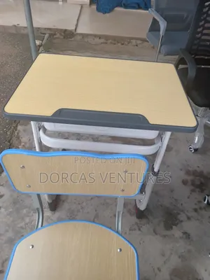Colloquy Study Desk
