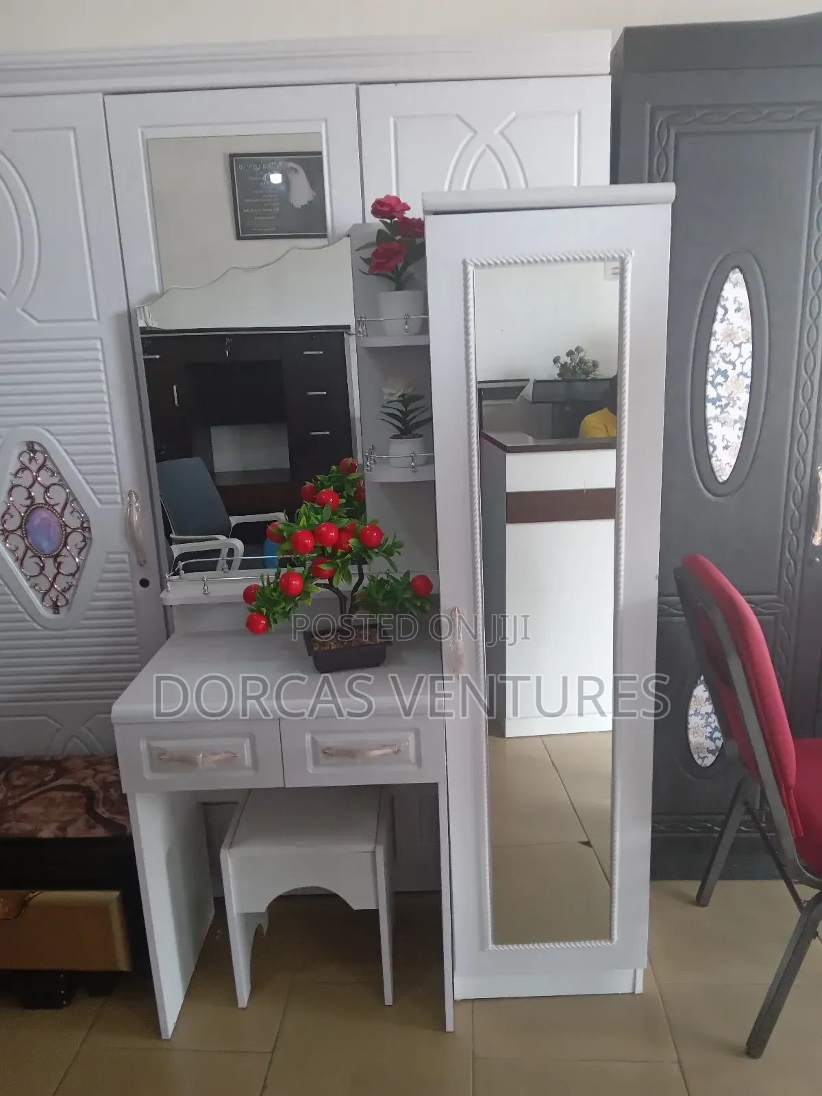 Palaver Mirror