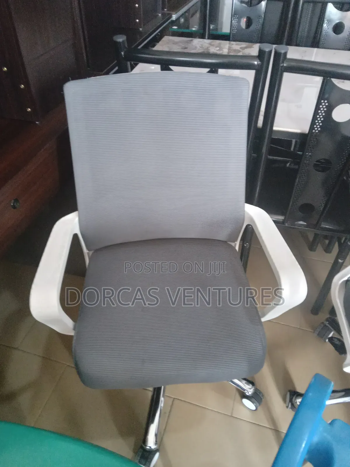 Advisory Swivel Chair
