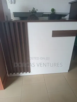 Crew Board Reception Desk