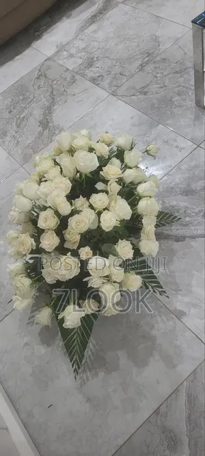 Natural White Flower Wreath