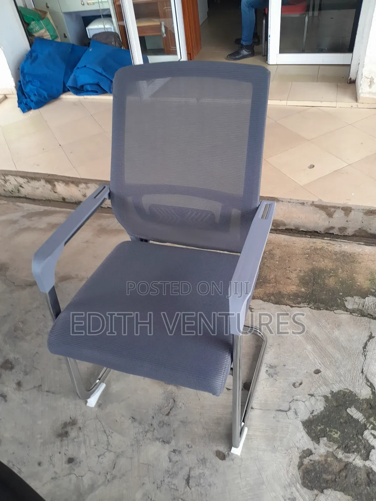Get-Together Visitor's Chair