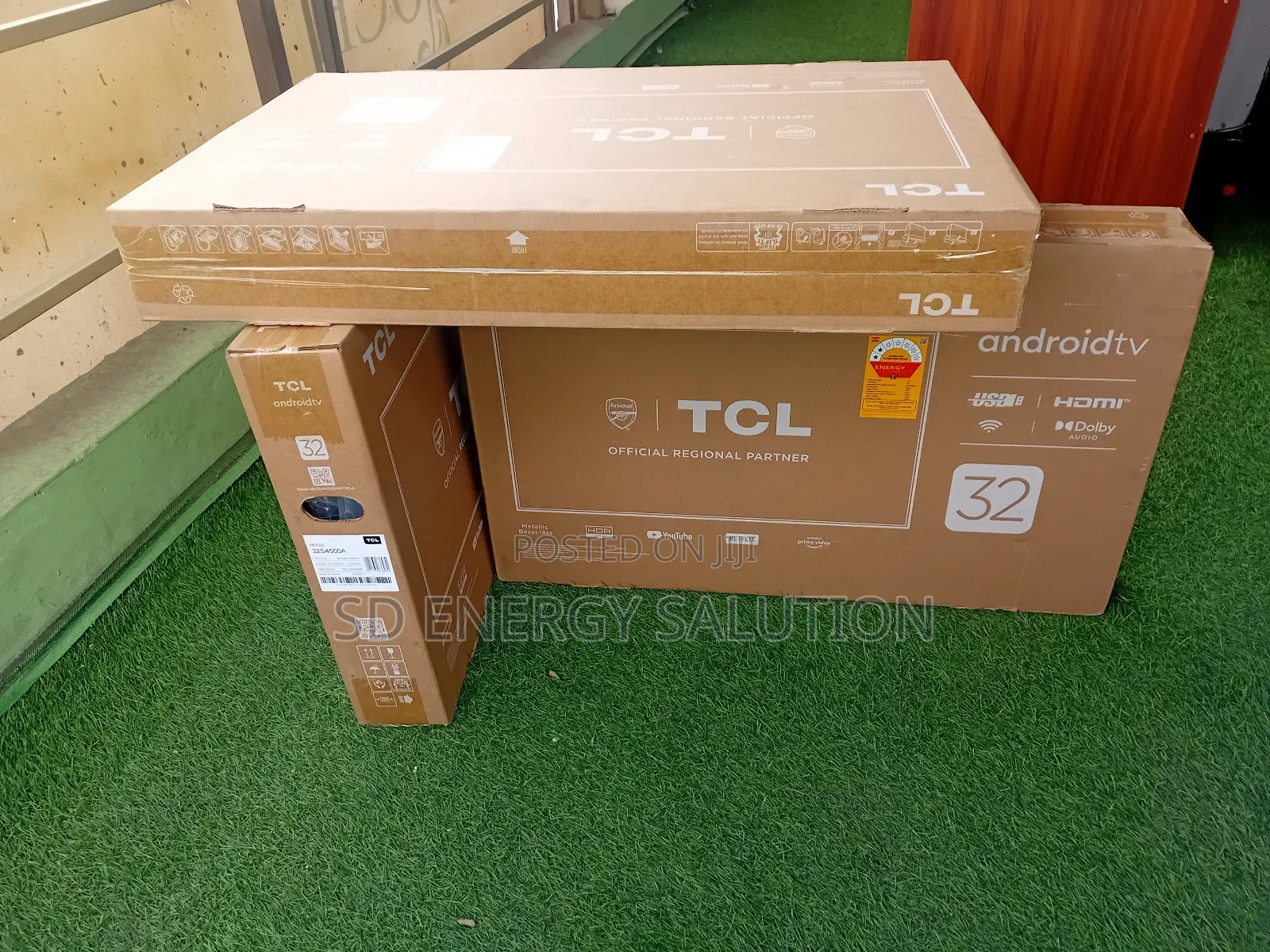 Keep on Smiling With TCL 32inches Smart Tv