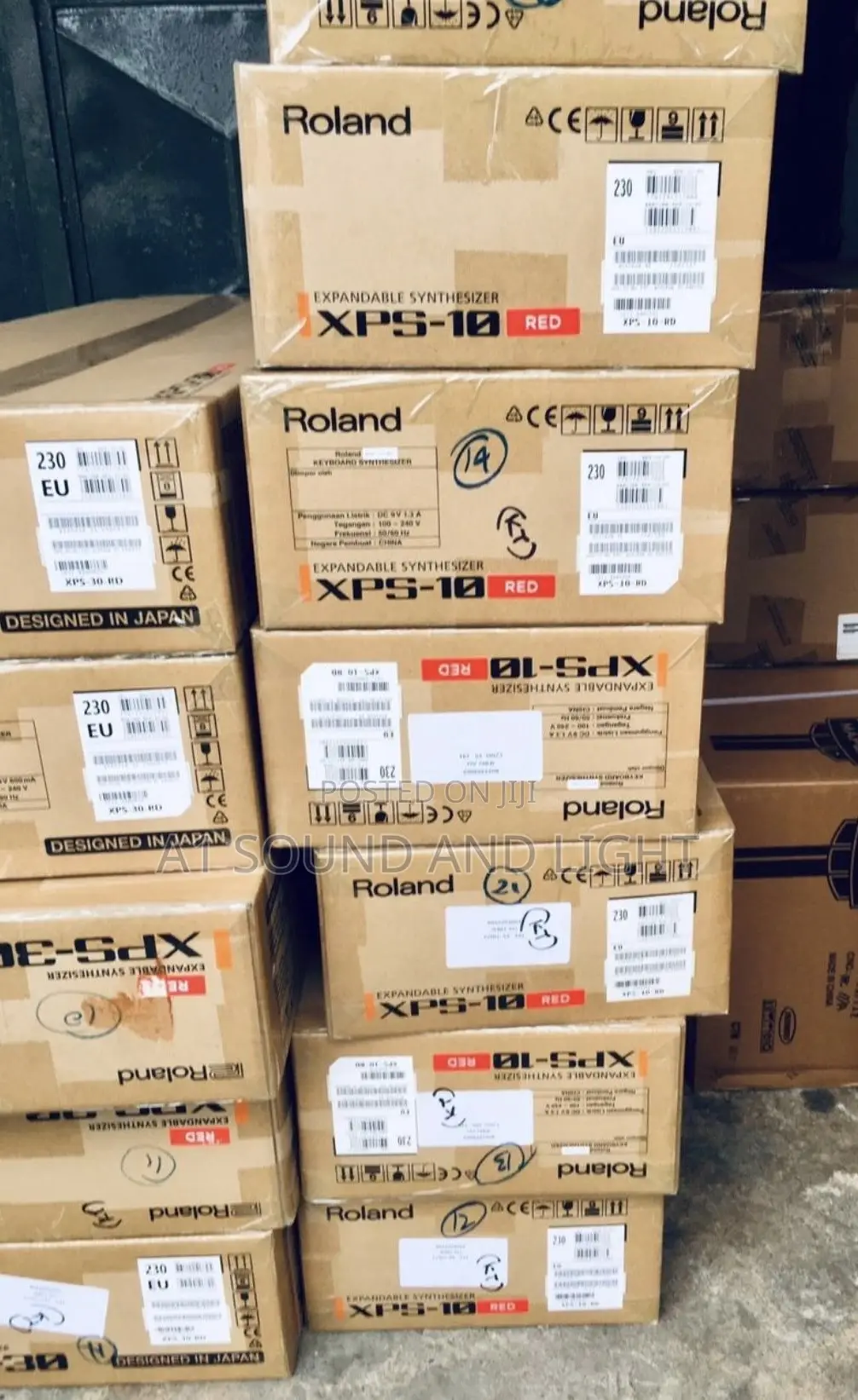 Roland XPS 30 Red Expandable Synthesizer