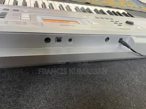 Yamaha Ypt 340