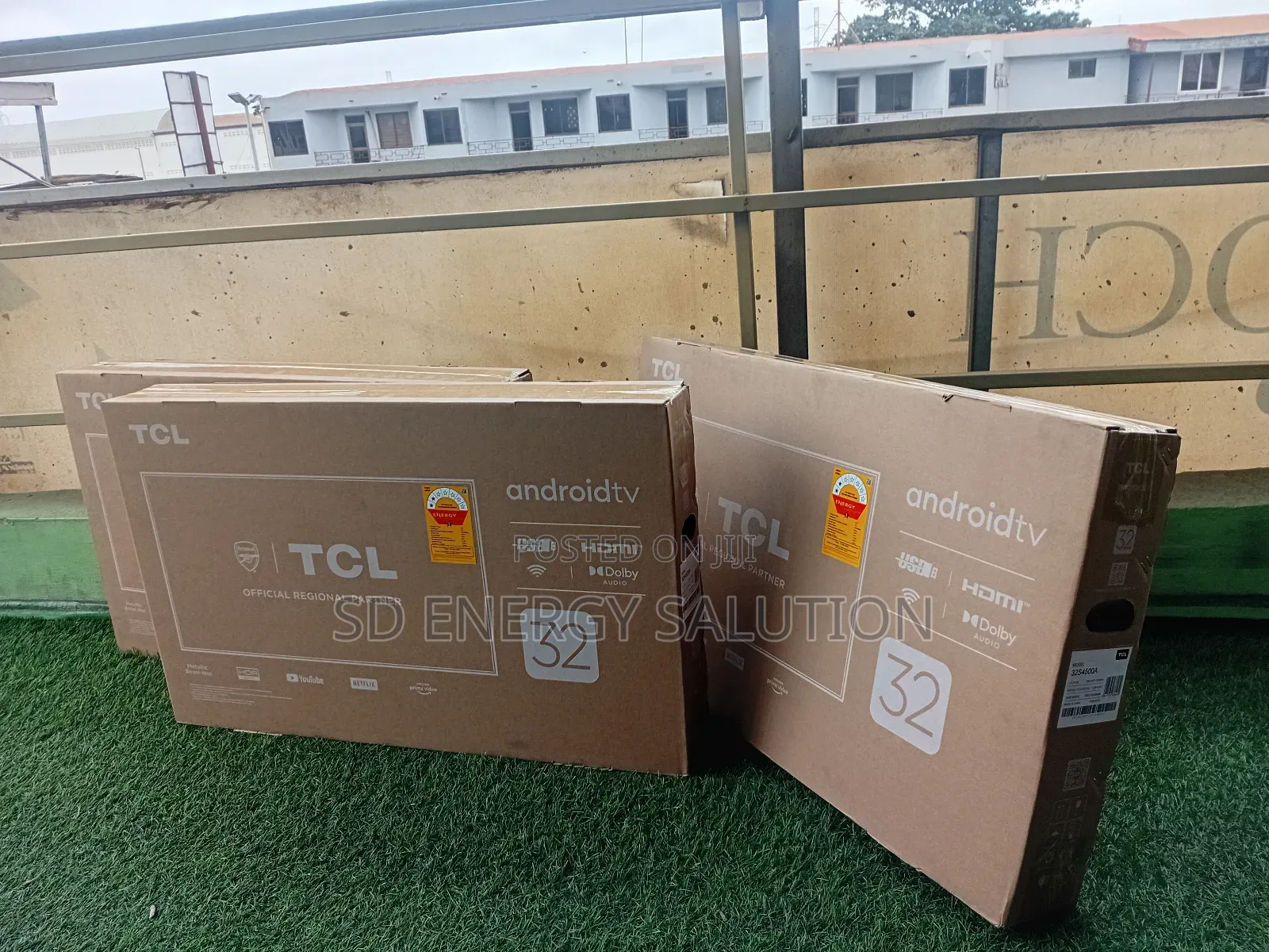 Official TCL 32inches Smart Ecstatic Tv